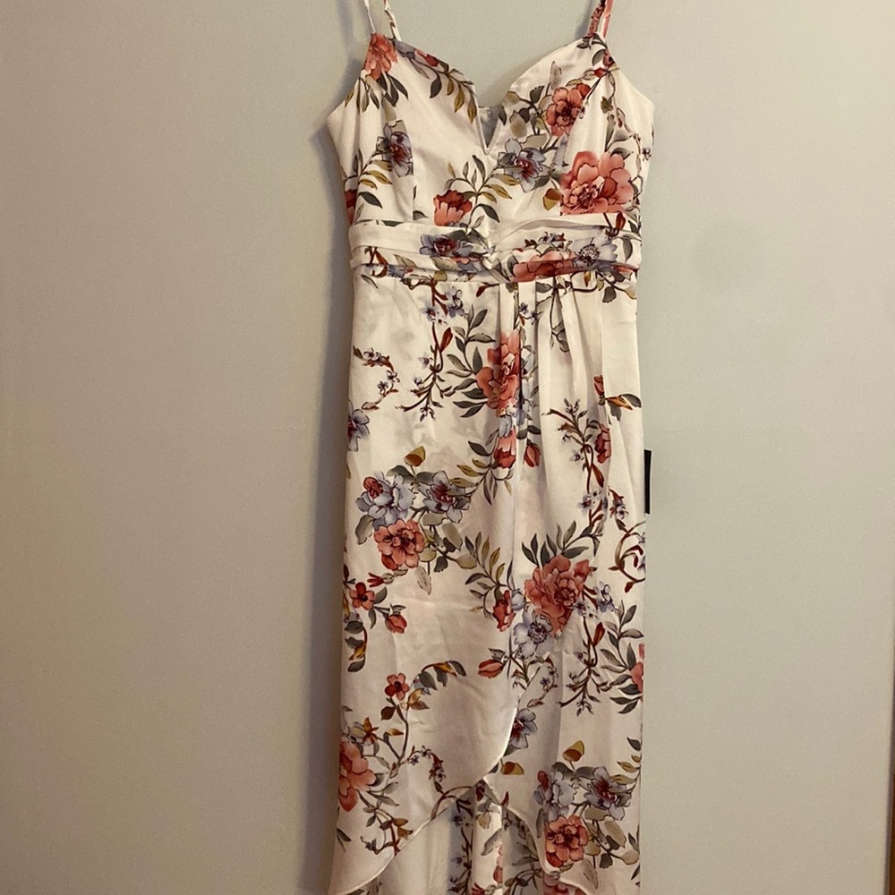 Lulus NWT White high low floral dress size S